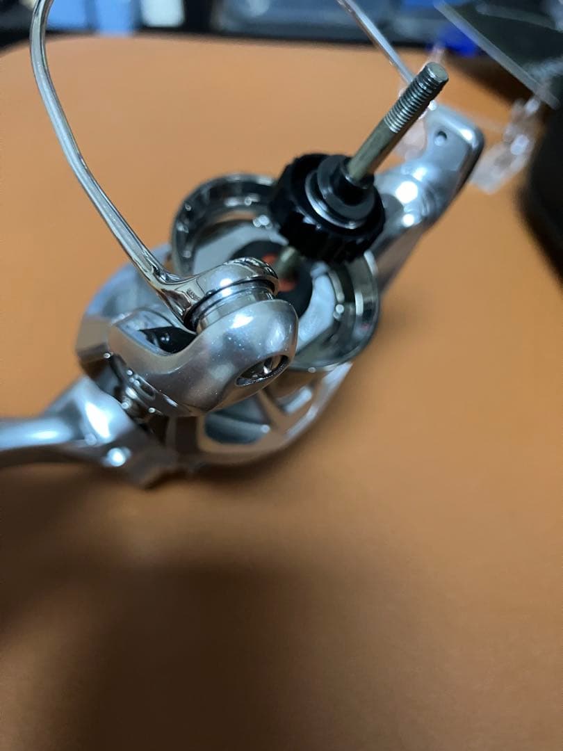 美品【シマノ 23 STRADIC 2500SHG】本体のみ