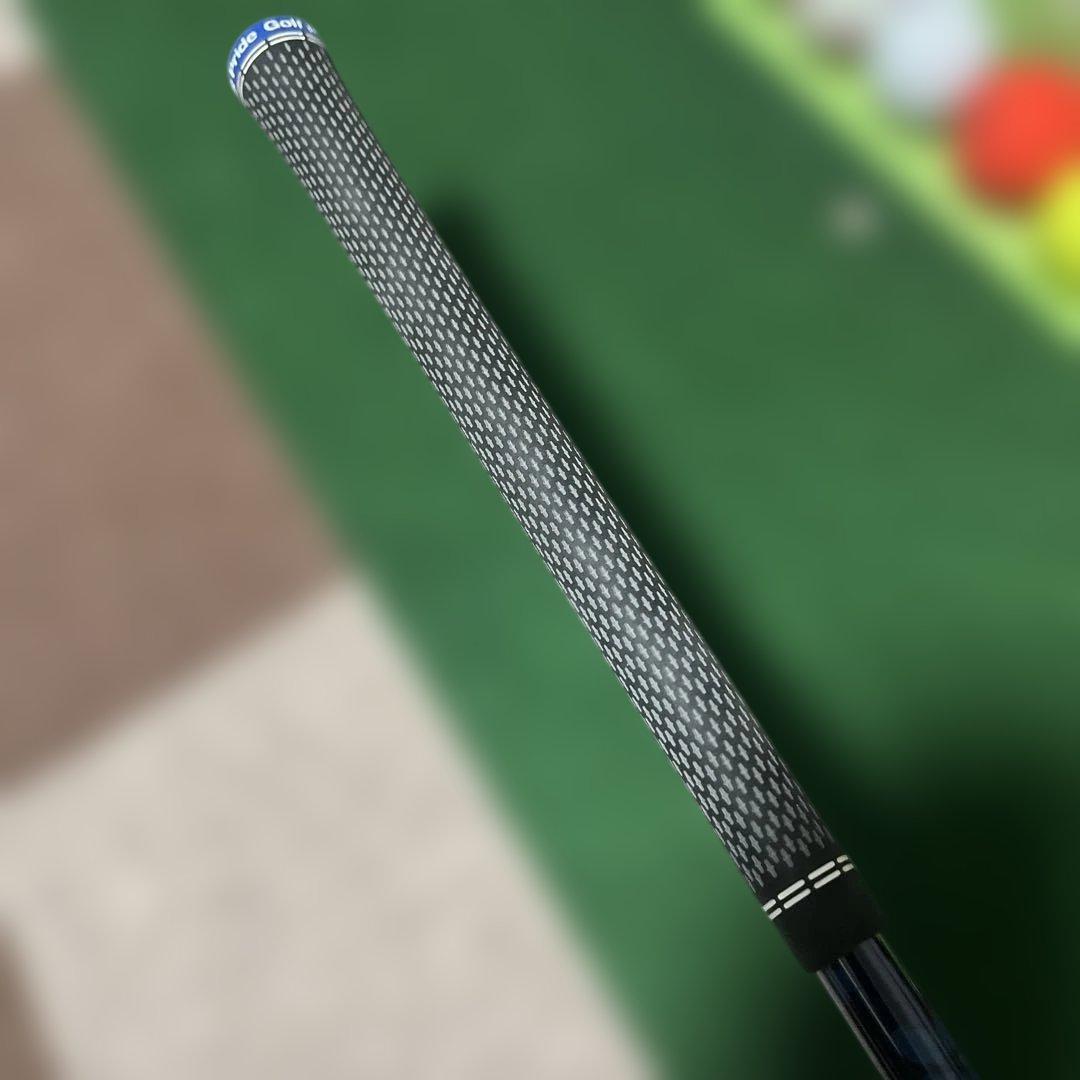 テーラーメイド Qiアイアン 7番アイアン 純正カーボンシャフト フレックスR