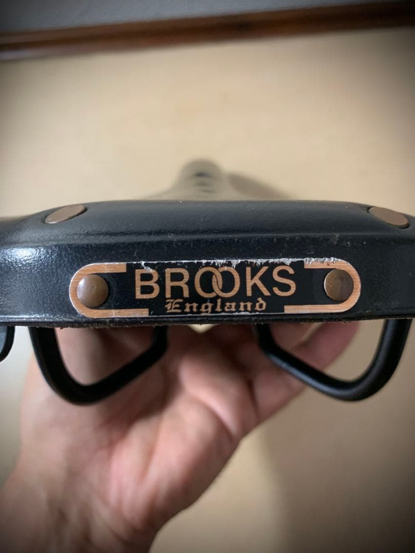 旧ロゴ　ビンテージ　BROOKS B17 サドル ブラック