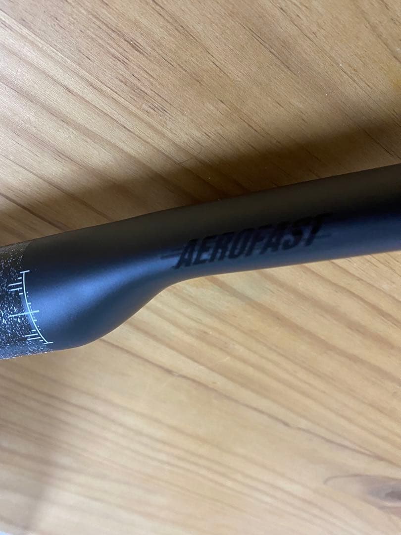 TNI AEROFASTカーボンエアロハンドル380mm