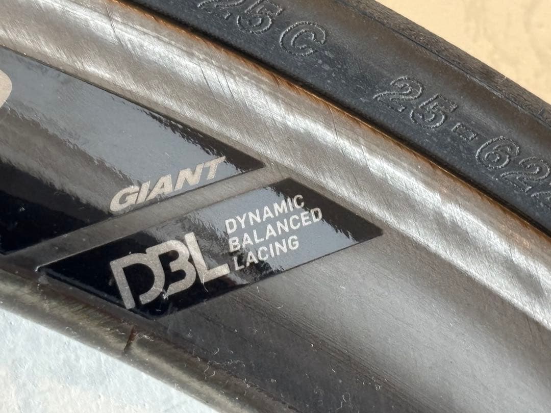 GIANT SLR0 42mm リムブレーキ カーボンホイール