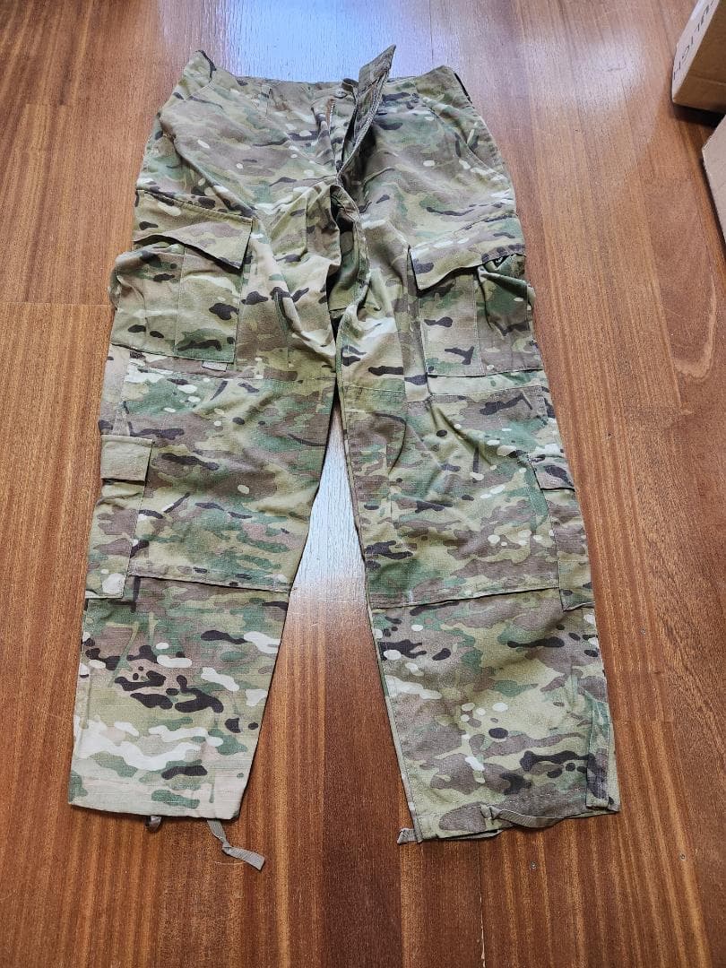 米軍　マルチカム迷彩服　上下帽子ベルトセット　メンズ