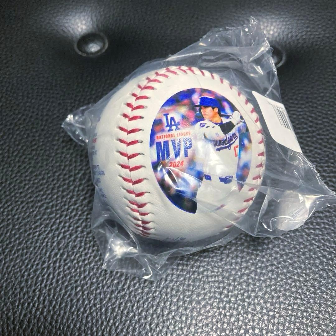 値下げ！【日本未発売】ドジャース 大谷翔平 2024 MVP記念ボール　開幕戦