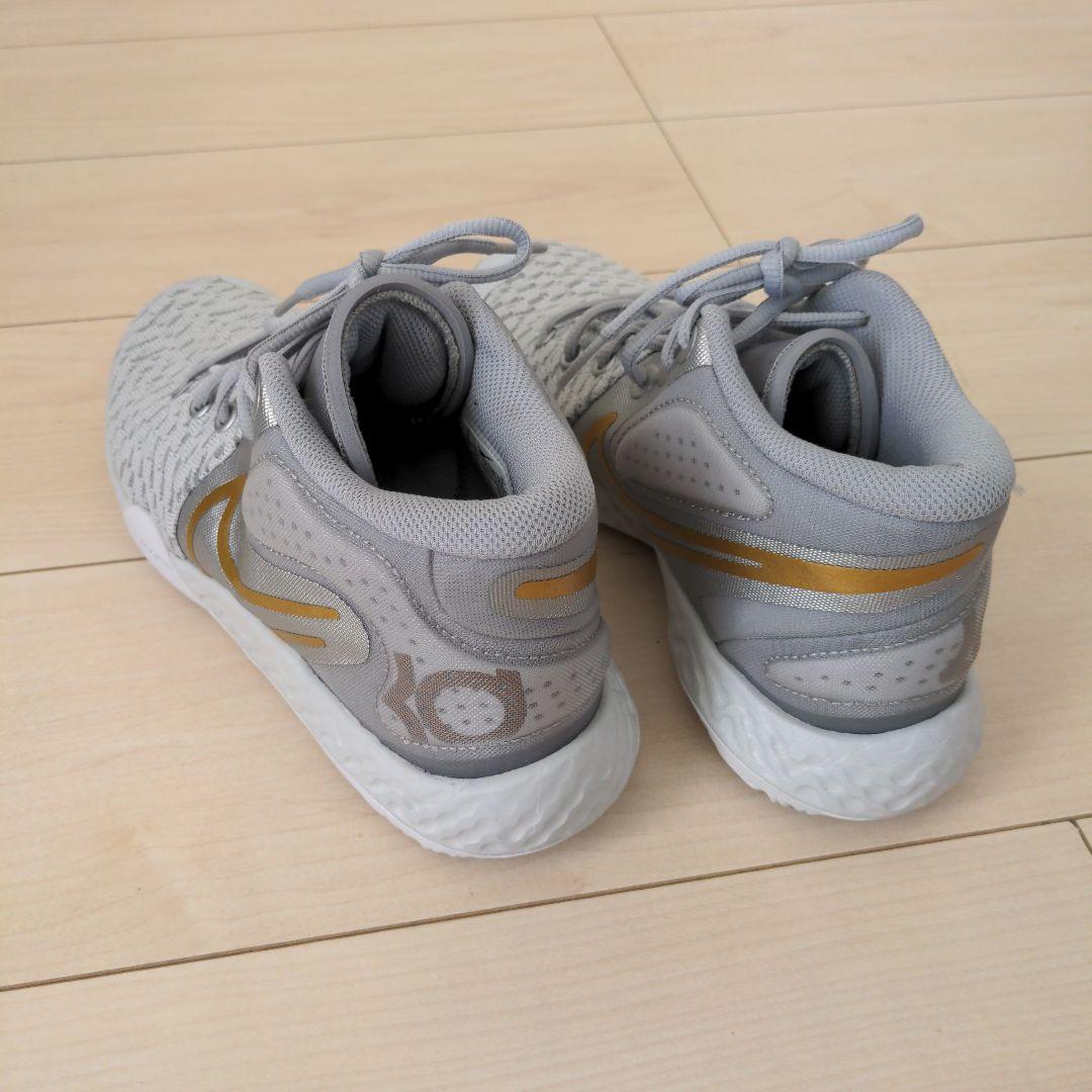 Nike バスケットボールシューズ グレー　24cm
