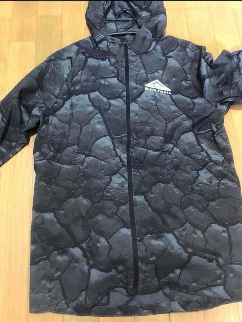 NIKEトレイル フーディ ジャケット s サイズ