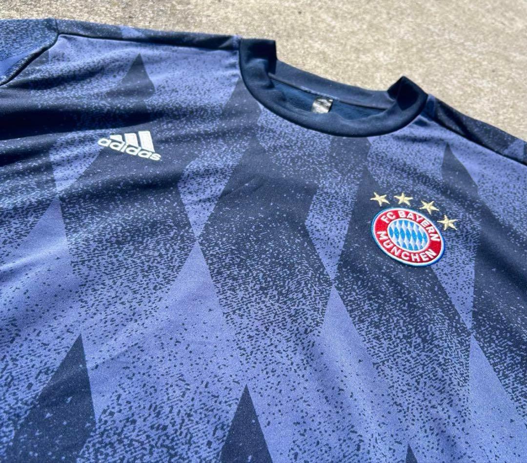 adidas BAYERN MUNCHEN superloose Tee 大きめ