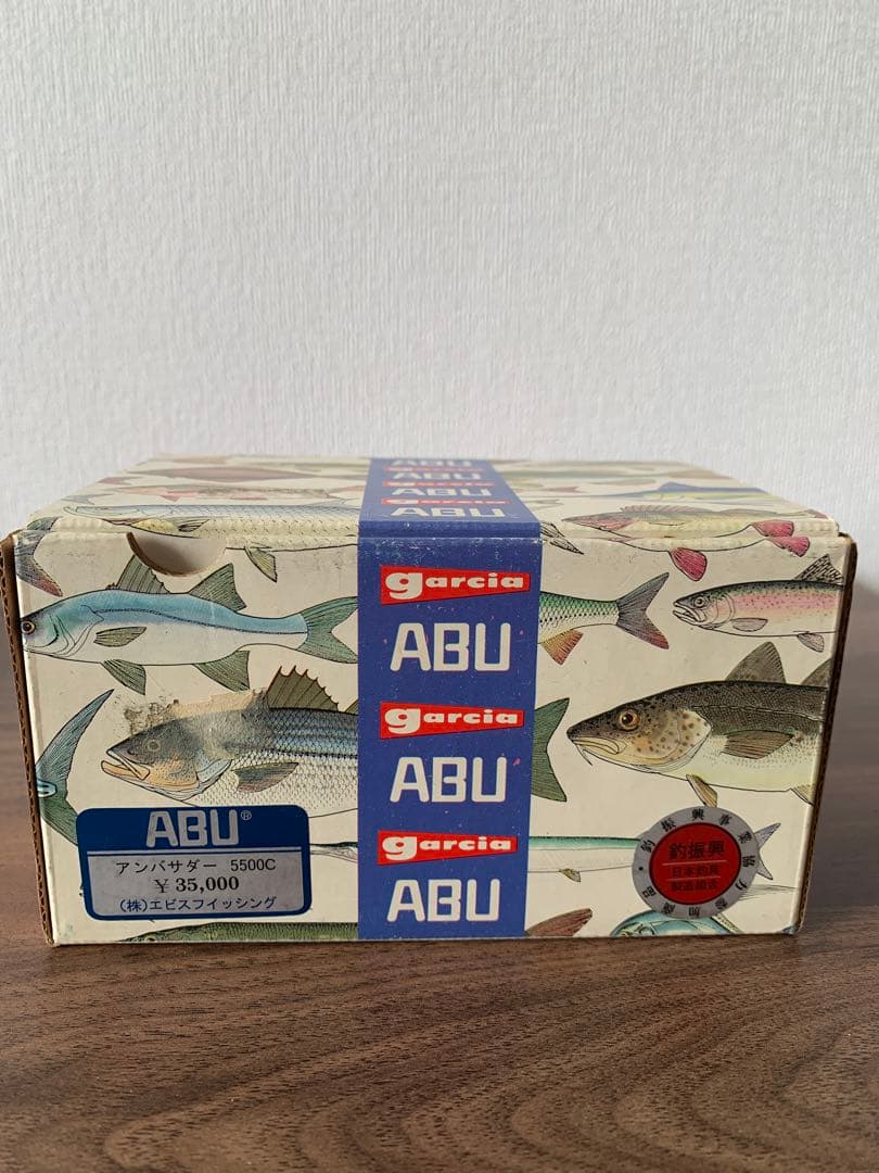 ABU Ambassadeur 5500 C ベイトリール83年製ブルー