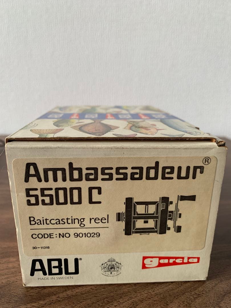 ABU Ambassadeur 5500 C ベイトリール83年製ブルー