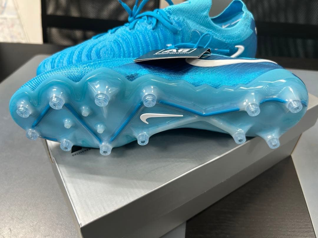 Nike Phantom AG サッカーシューズ 青