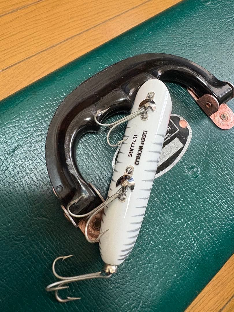 オールドヘドン heddon ラッキー13 縦割れ ディープワールドリペイント
