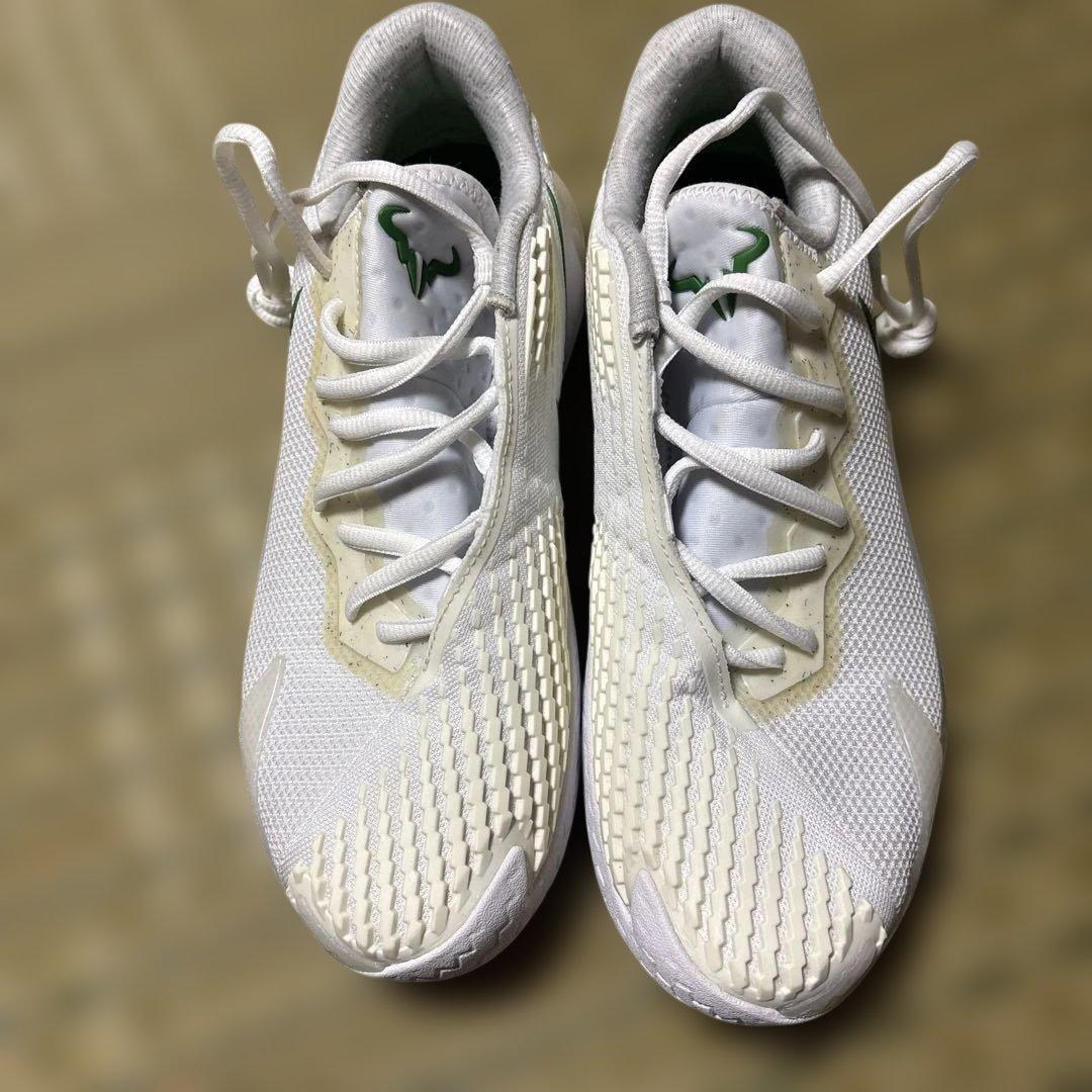 値下げ【ナダル】Nike テニスシューズ ホワイト/グリーン　25cm