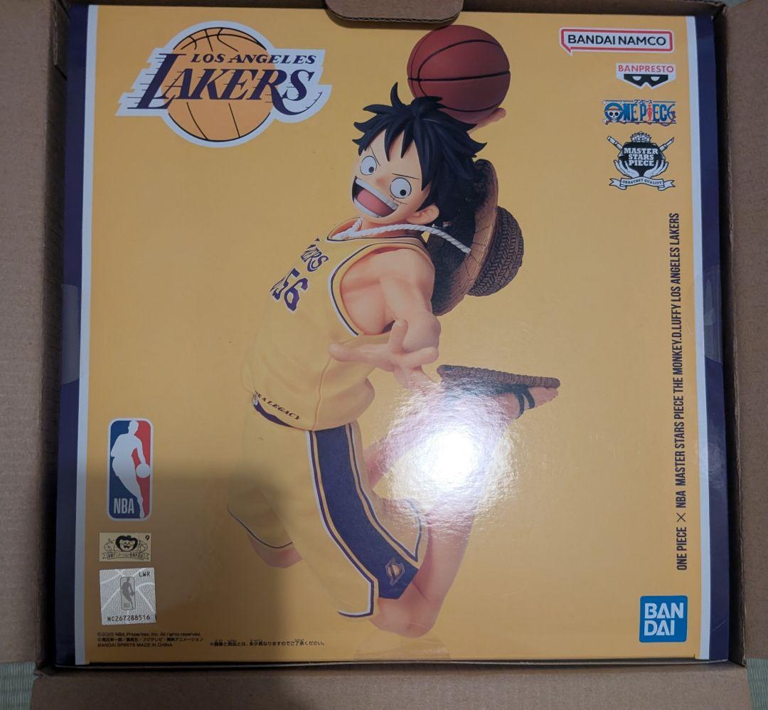 ルフィ　レイカーズ　コラボ　フィギア