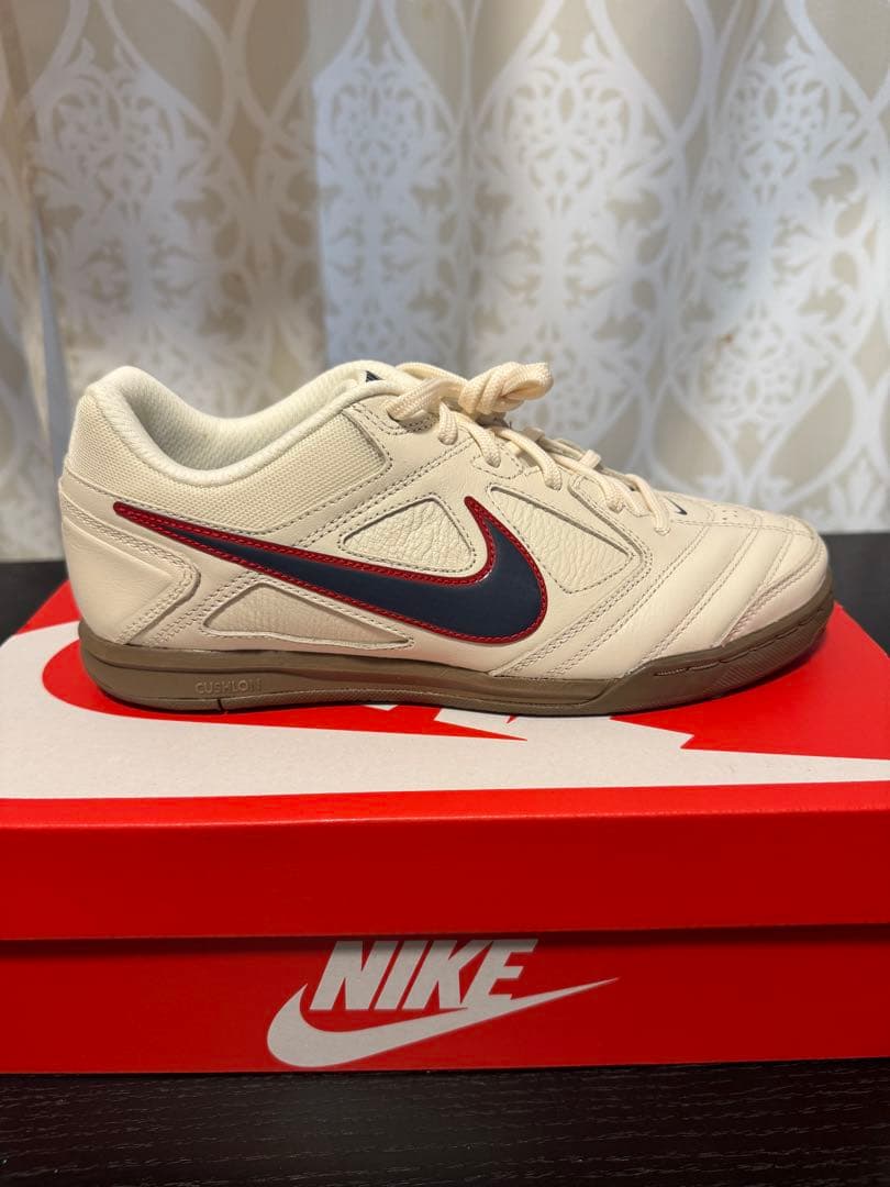 【新品未使用】NIKE ナイキガト　26.5センチ