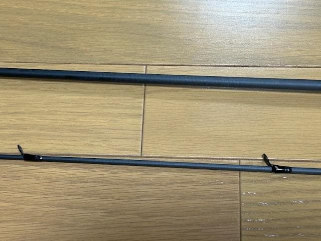 24エメラルダスAIR80L★25年追加モデル★美品★こ