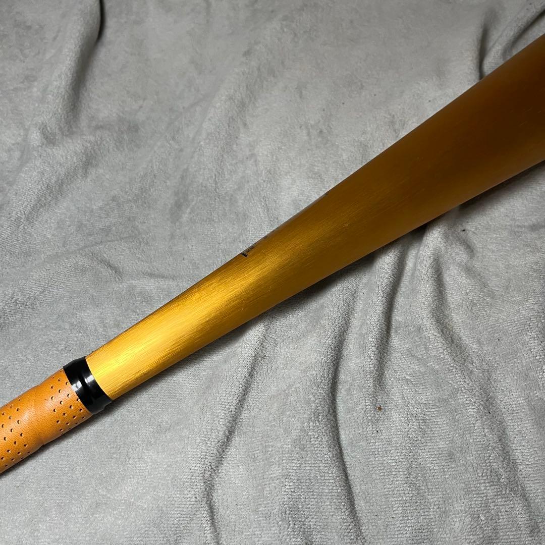 《美品》軽量　ミズノ セレクト9 一般軟式バット ゴールド　83cm
