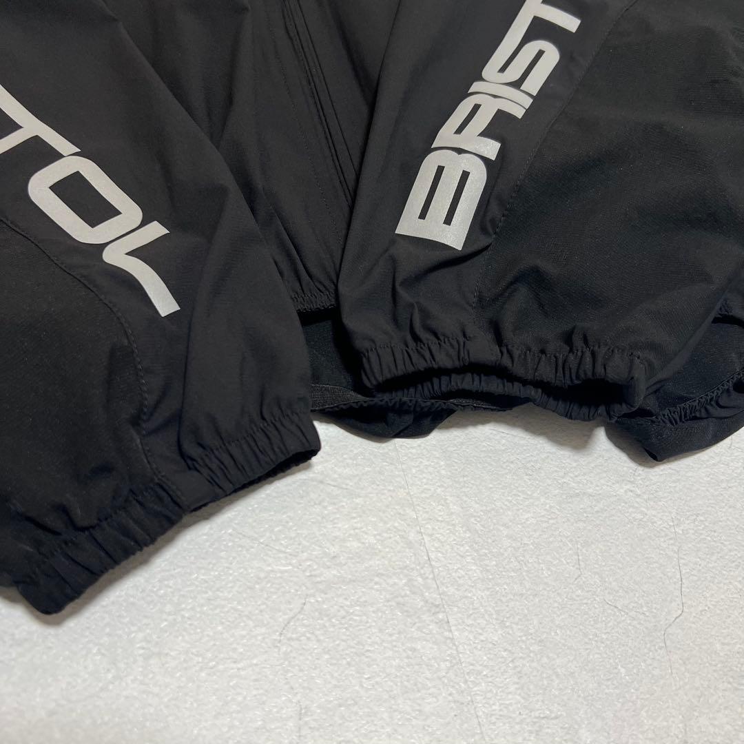 美品 F.C.R.B. ナイロンジャケット S 黒 ショート丈 今風シルエット