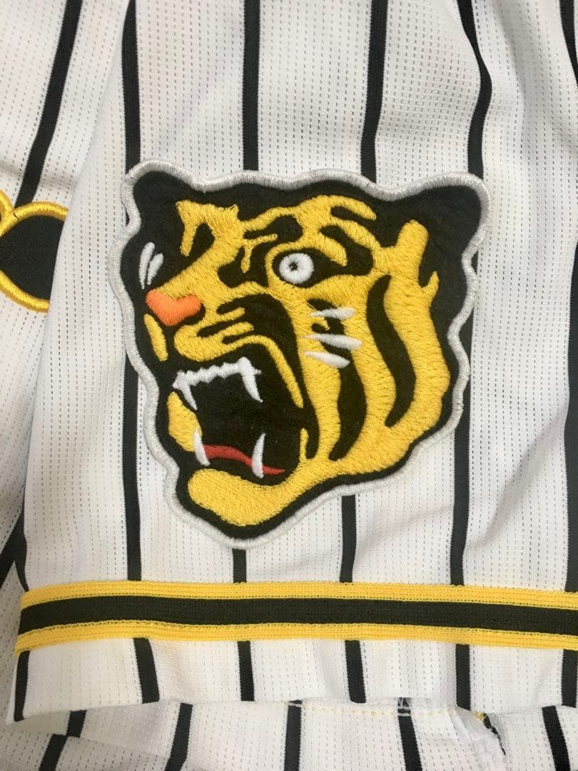 阪神タイガース　近本レプリカユニフォーム Lサイズ
