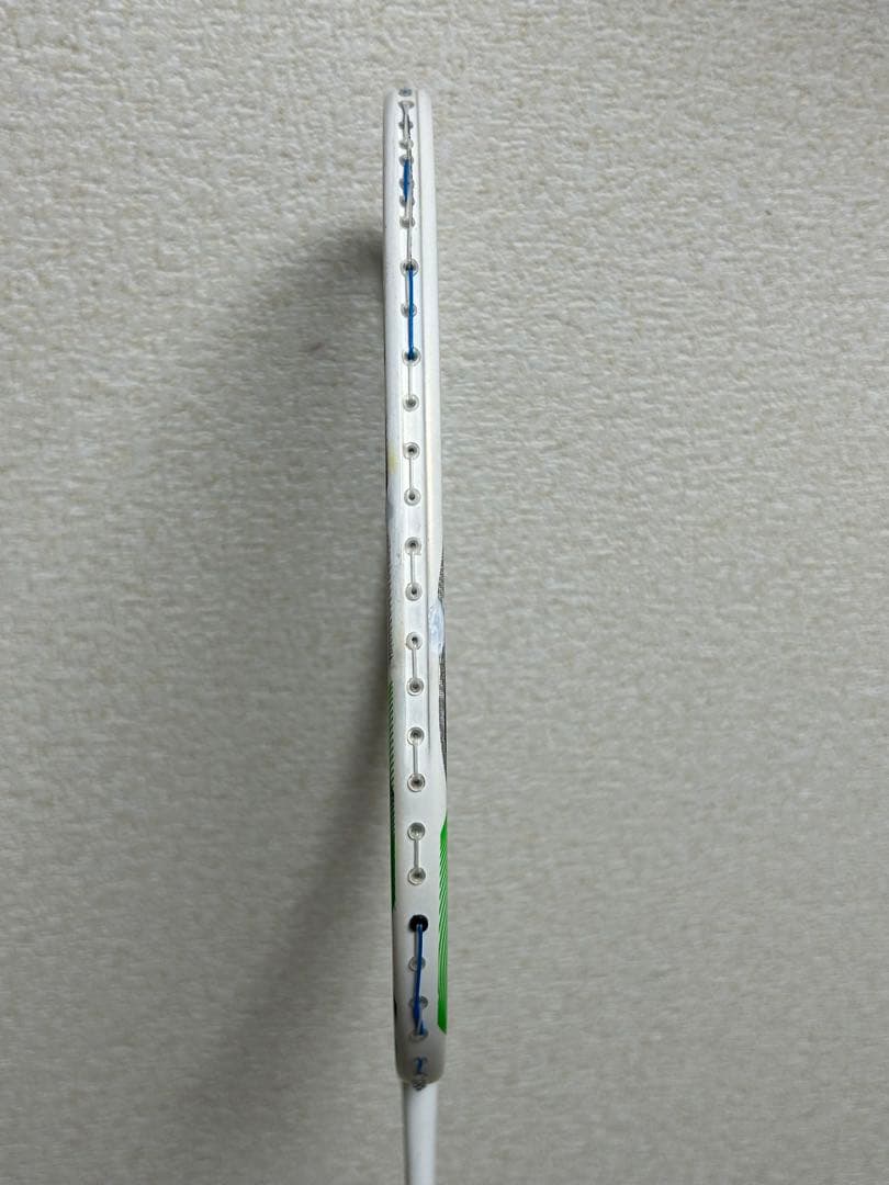 バドミントンラケット