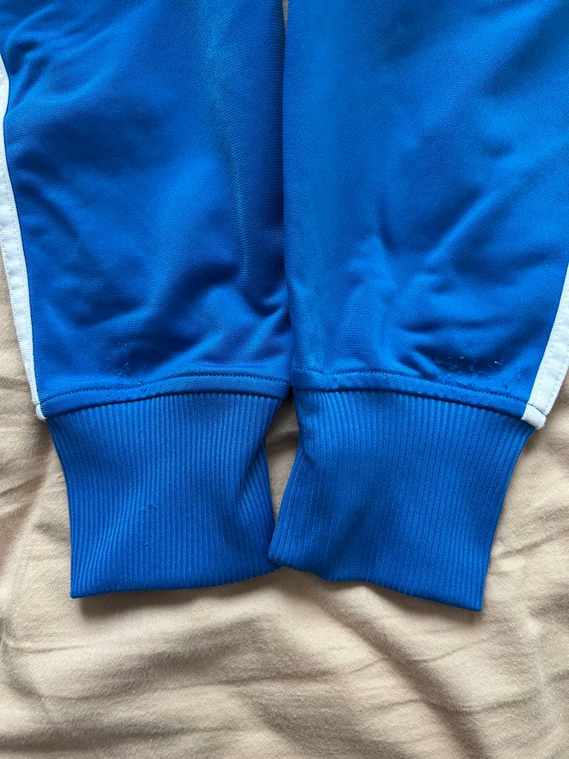 adidas ジャージ セットアップ