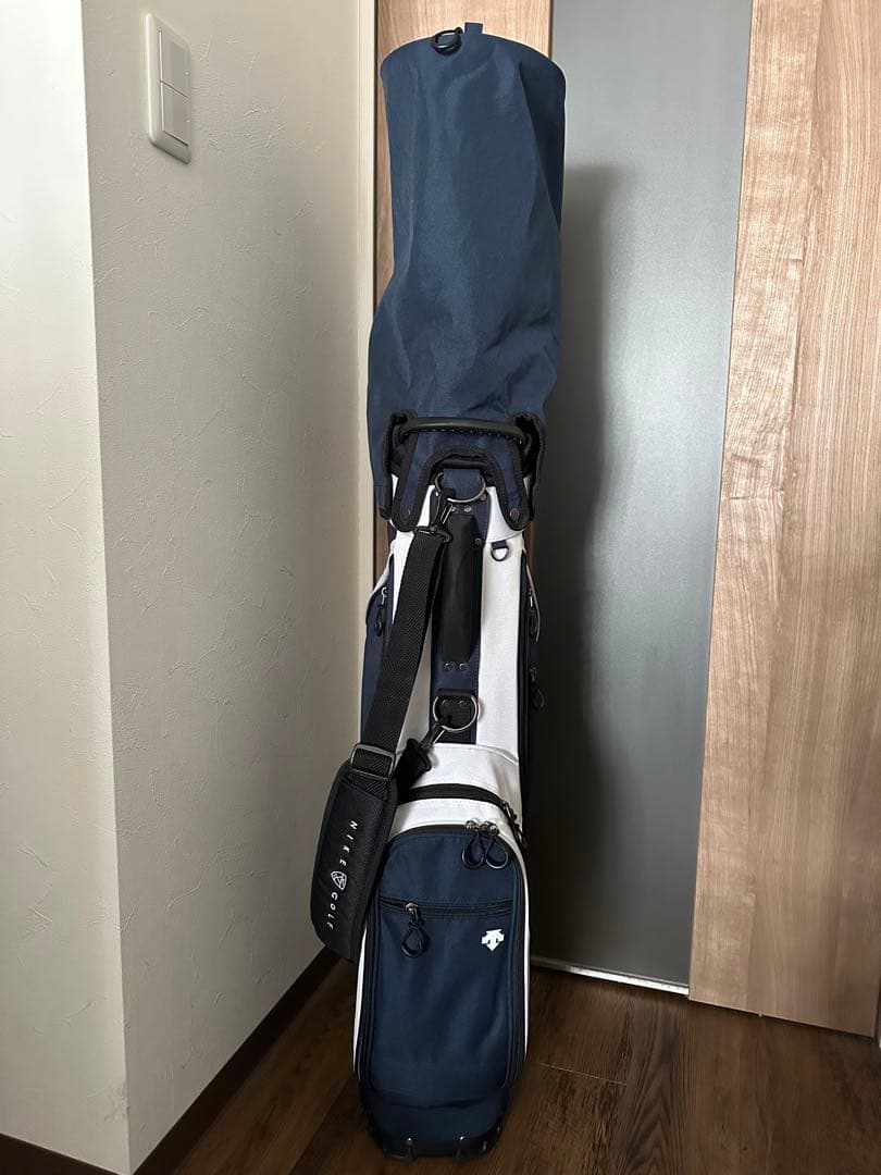 【リィホォさま専用】デサント スタンド式 軽量キャディバッグ