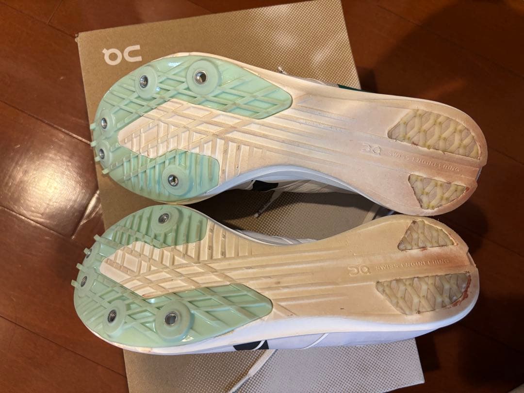 オン　スパイク　Cloudspike 1500