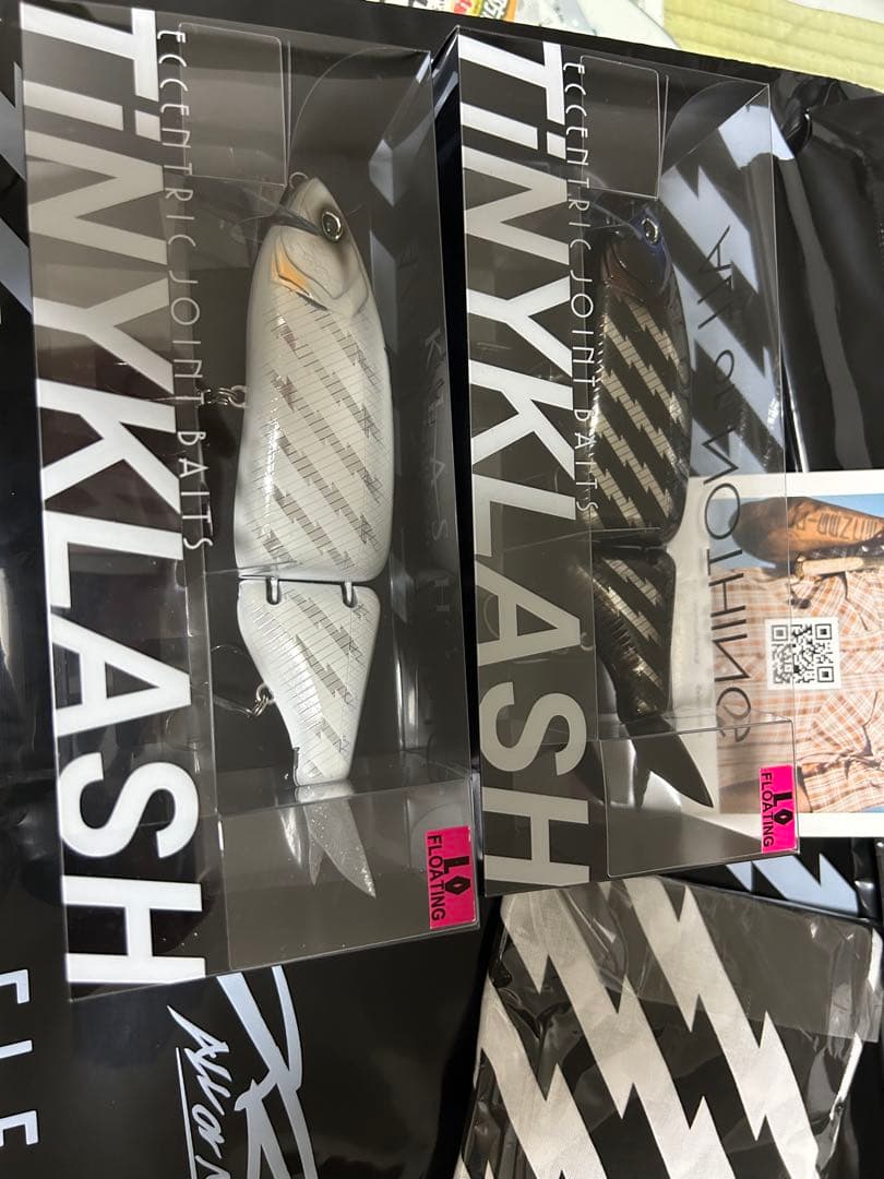 tinyklash ELECTRIC BLACK WHITEセット おまけ付き