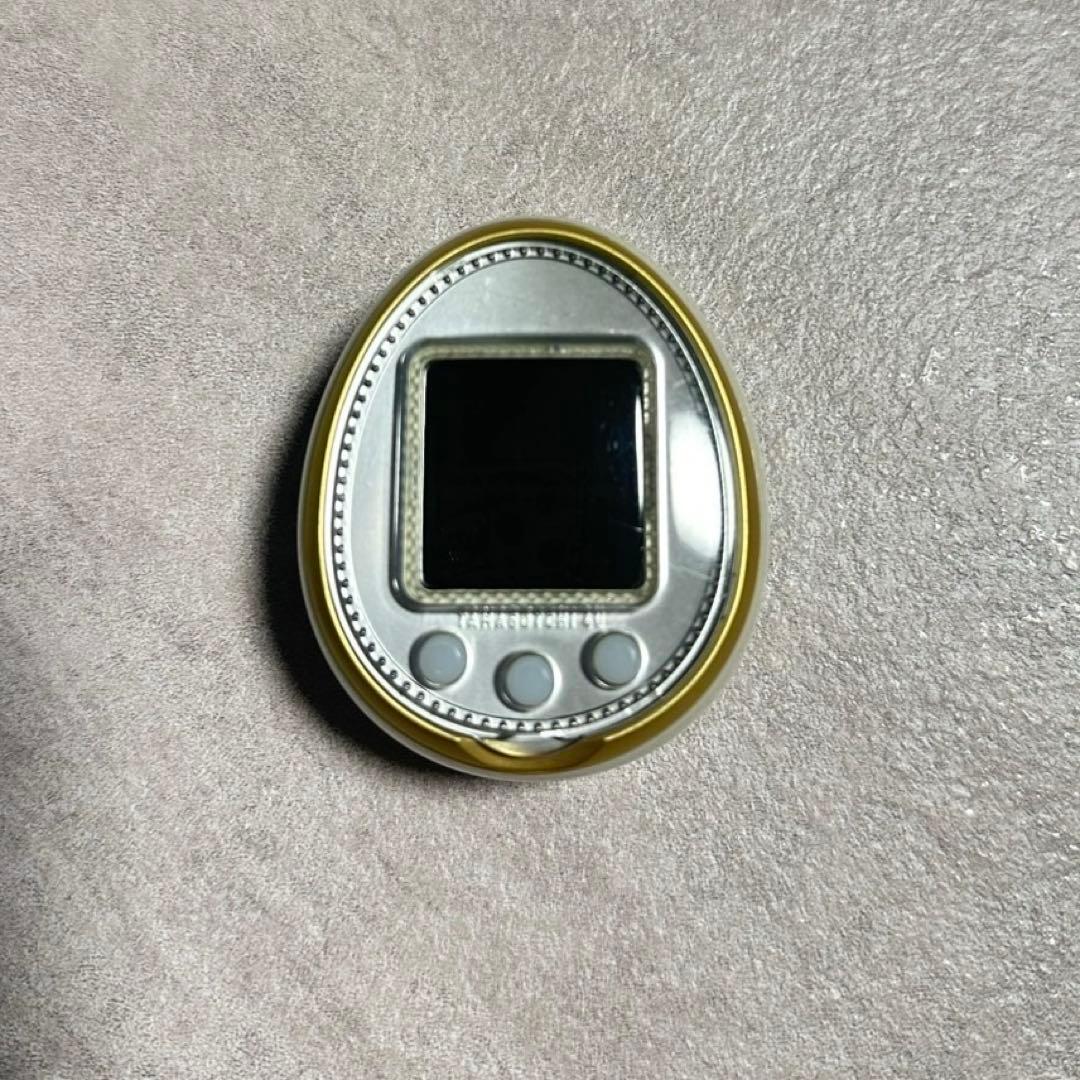 たまごっち 4Uホワイト TAMAGOTCHI