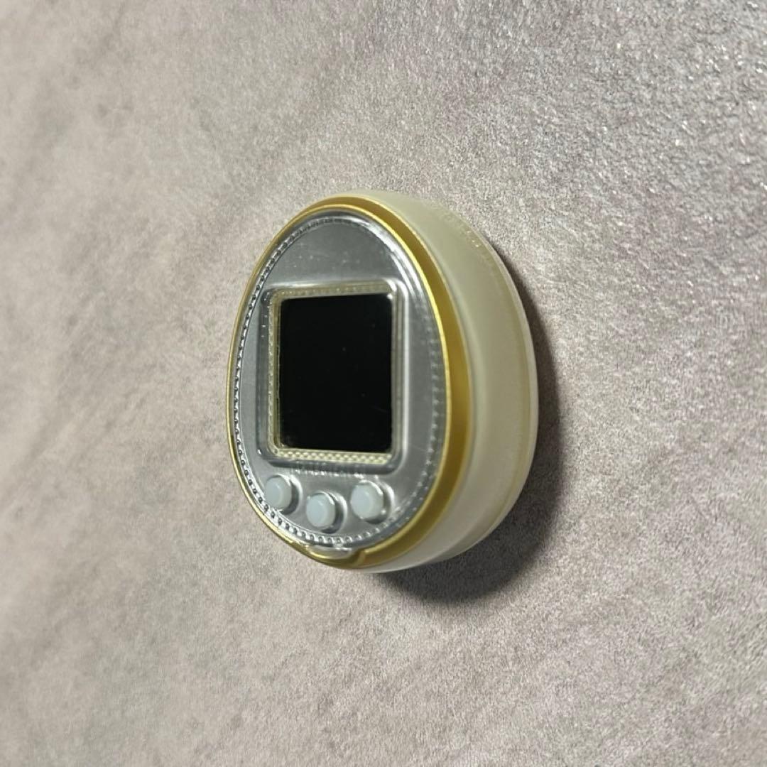 たまごっち 4Uホワイト TAMAGOTCHI