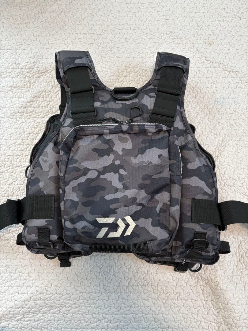 ダイワ フィッシングベストDF-6206