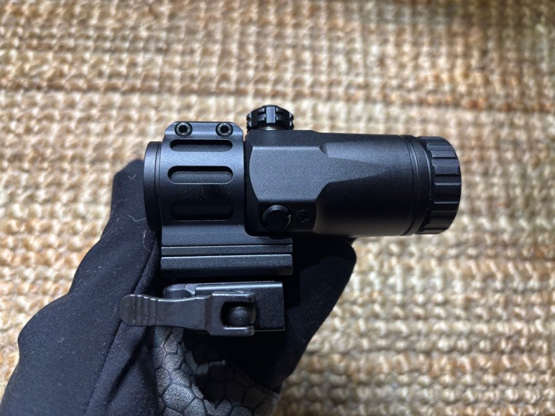 NOVEL ARMS 3×tactical magnifier