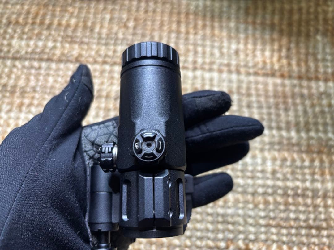 NOVEL ARMS 3×tactical magnifier
