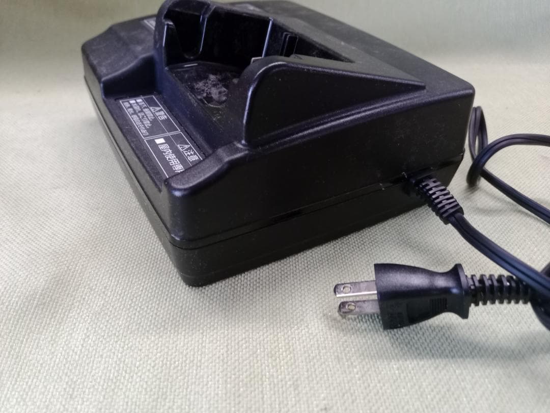 都《TEMRK》Panasonic　　電動自転車充電器　NKJ073Z