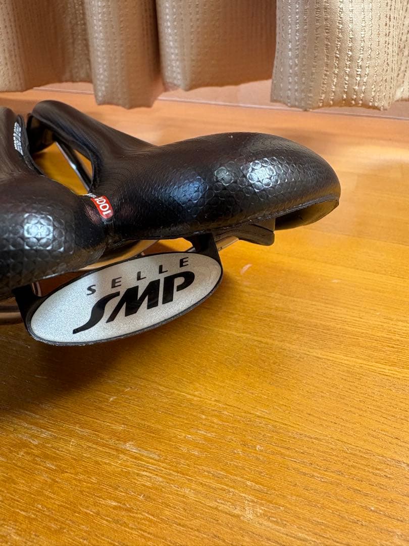 Selle SMP Hell S サドル