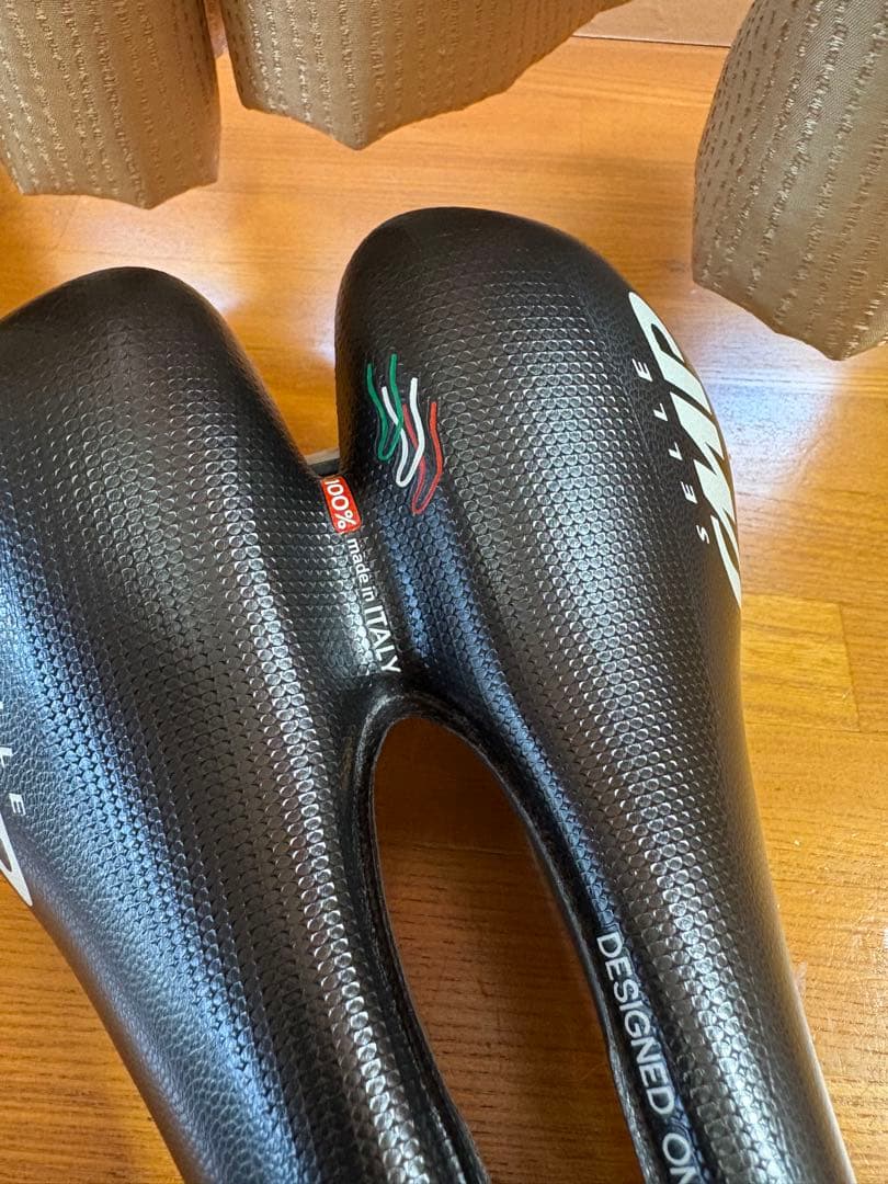 Selle SMP Hell S サドル