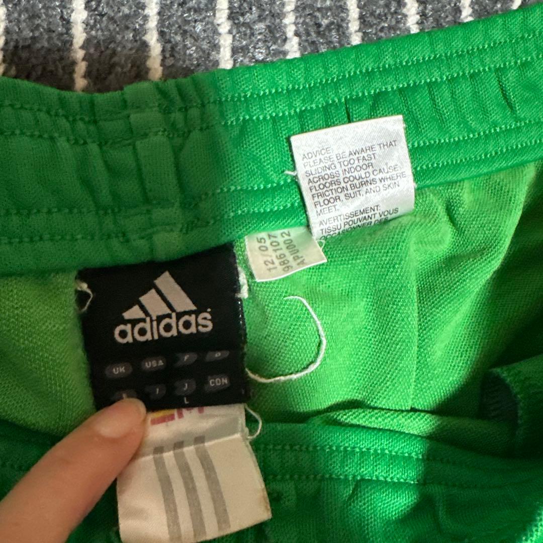 adidas 緑色 スポーツ ジャージパンツ L