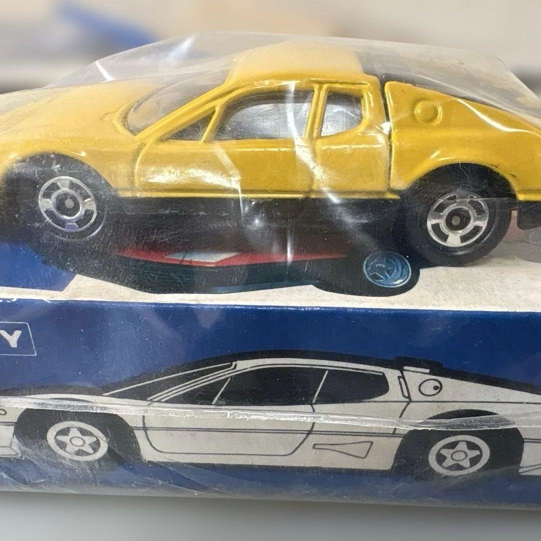 日本製 トミカ フェラーリBB512 F57 2Eホイール 外国車シリーズ