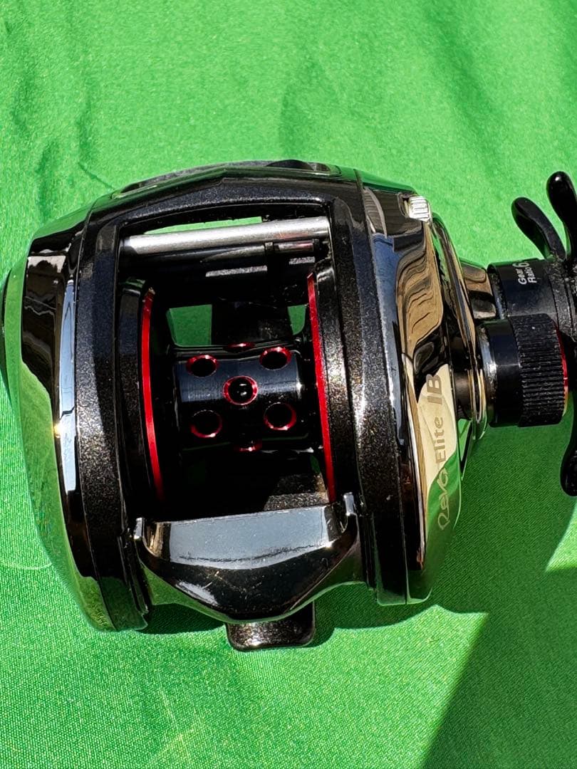 ベイトリール、アブRevo Elite