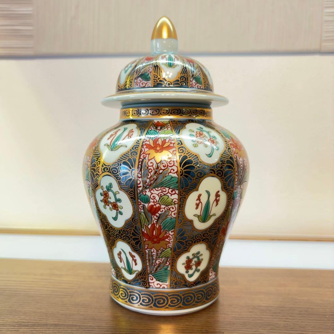 【SALE】有田焼 貴玉賓製 古伊万里更紗 沈香壺 蓋付き壺 金襴手 金彩