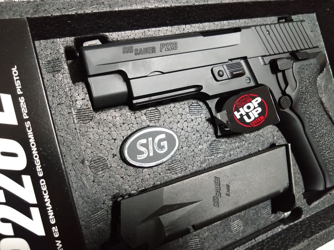 極美品 東京マルイ SIG SAUER P226 E2