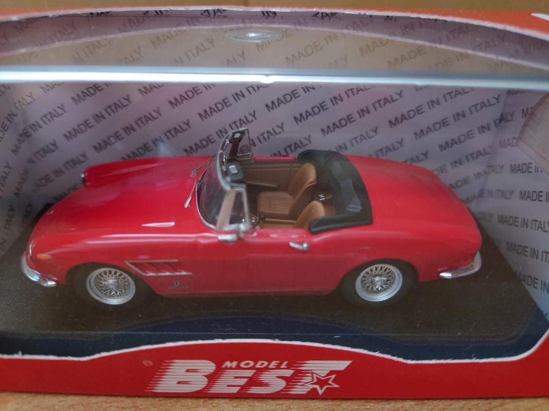 1/43フェラーリ330GTS スポークホイール 1967レッド Ferrari