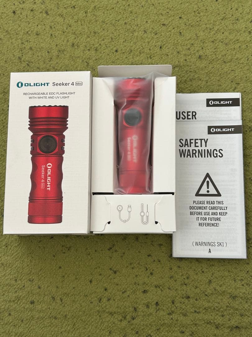OLIGHT Seeker 4 Mini レッド 未使用品