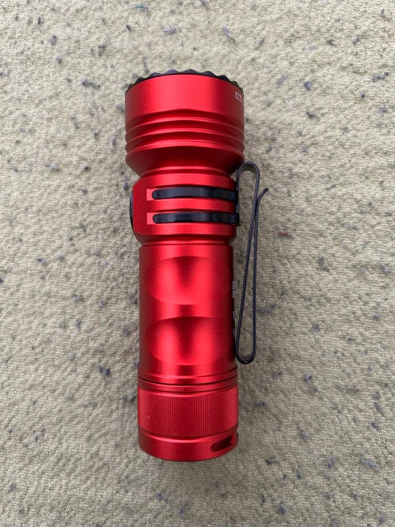 OLIGHT Seeker 4 Mini レッド 未使用品