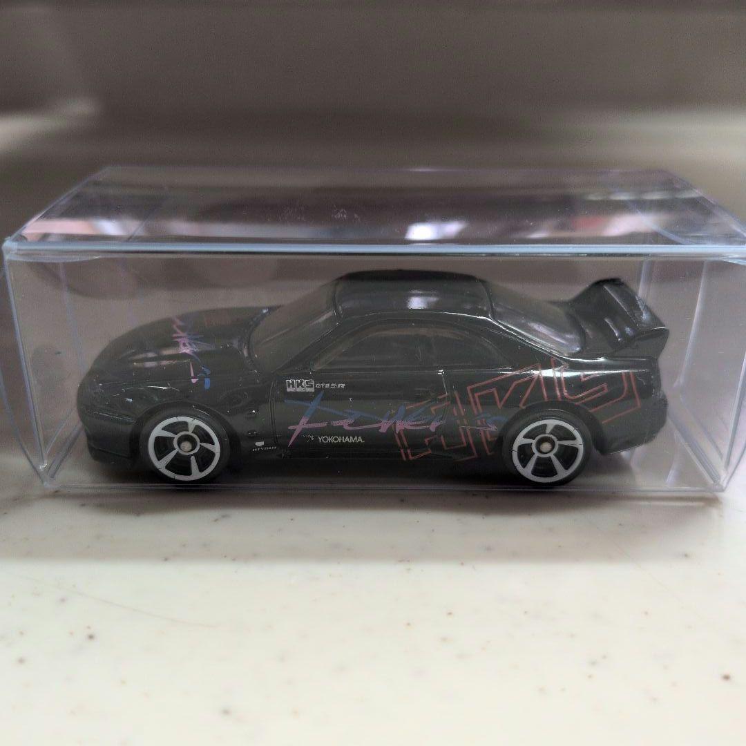 ホットウィール！スカイラインGT-R！９台セット！クリアケース付き！