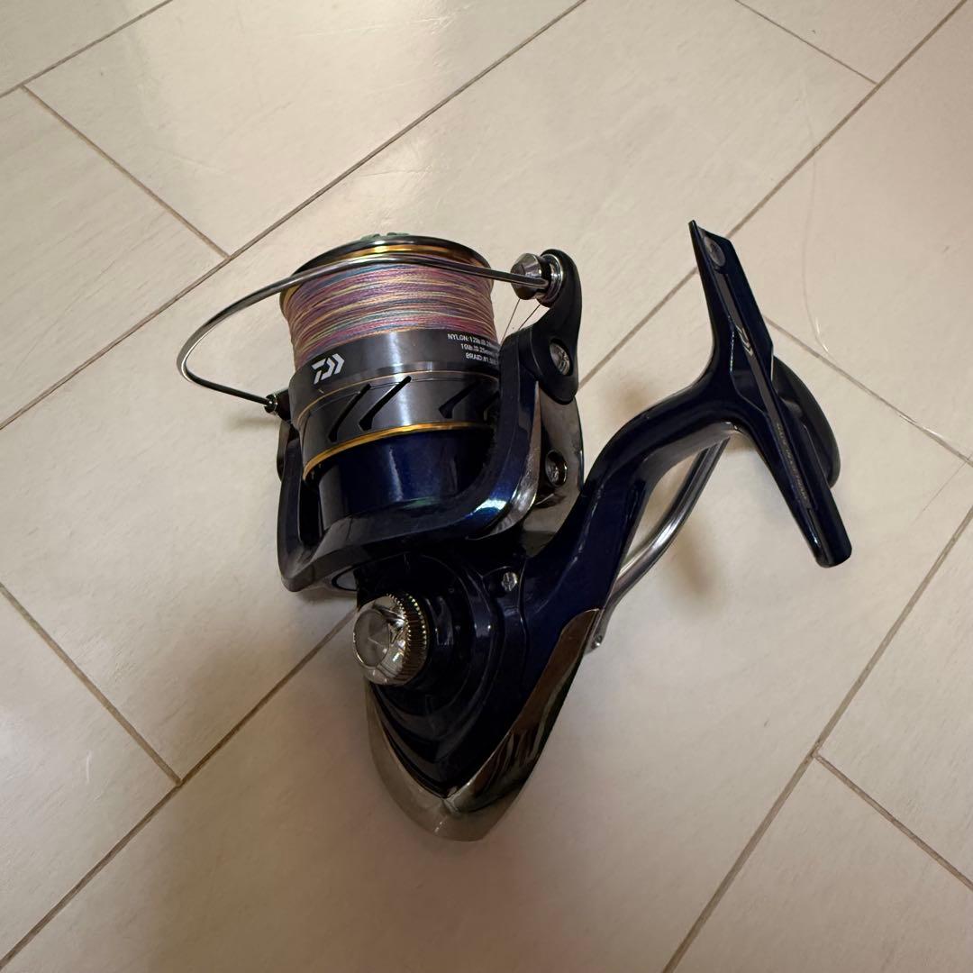 DAIWA　CREST　リール ２点セット　LT4000-CXH LT2000