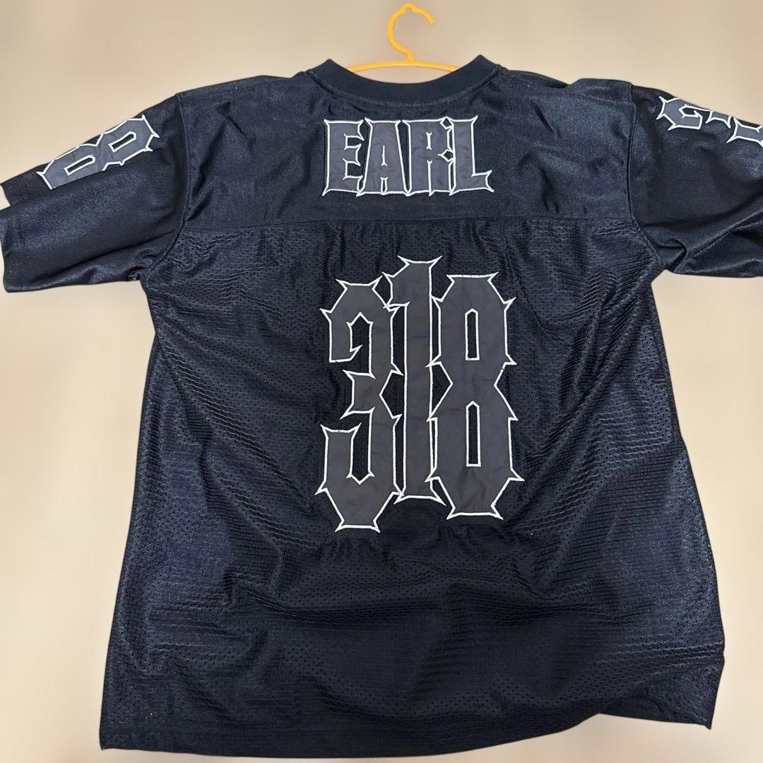 Earl ゲームシャツ