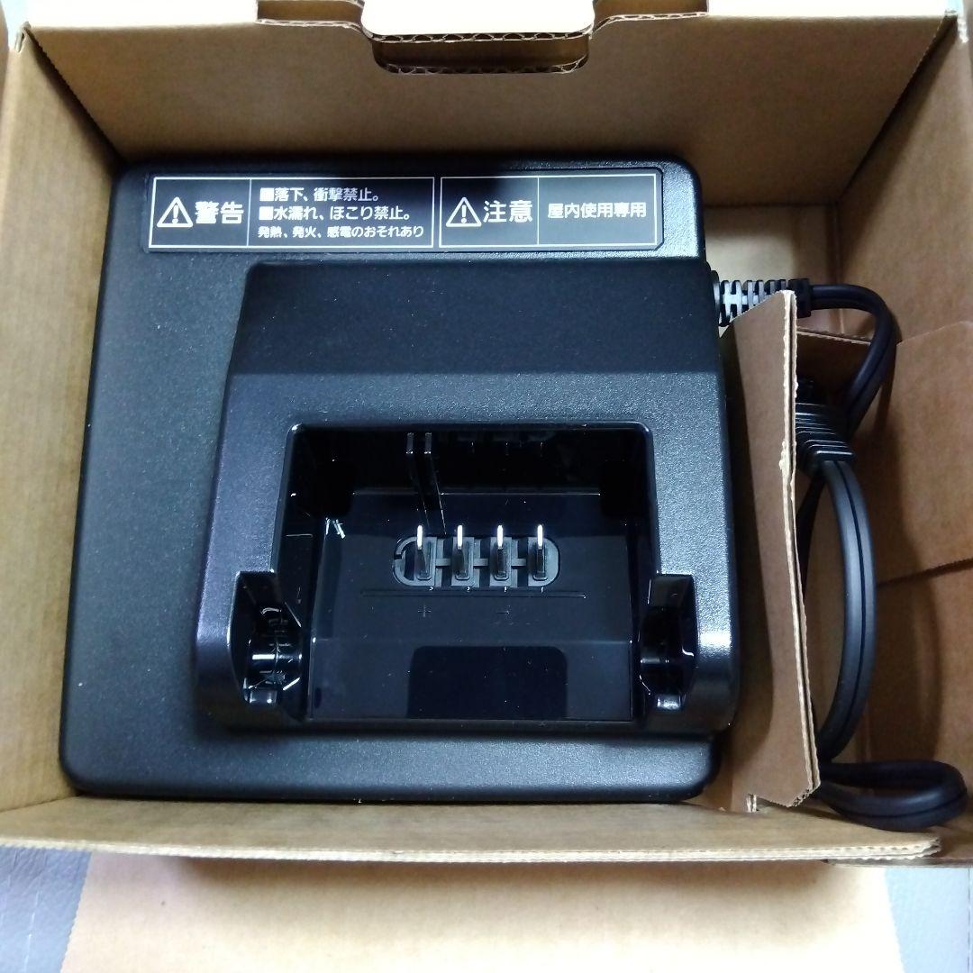 新品Panasonic　パナソニック電動自転車　バッテリー充電器NKJ074Z