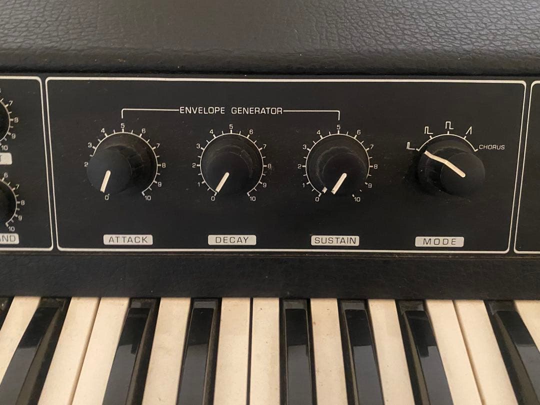 ビンテージ　KORG ポリフォニックアンサンブル PE-1000