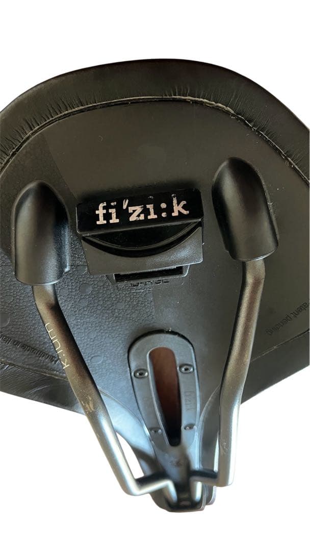 fi'zi:k ANTARES R3 OPEN S-Alloyレール ブラック