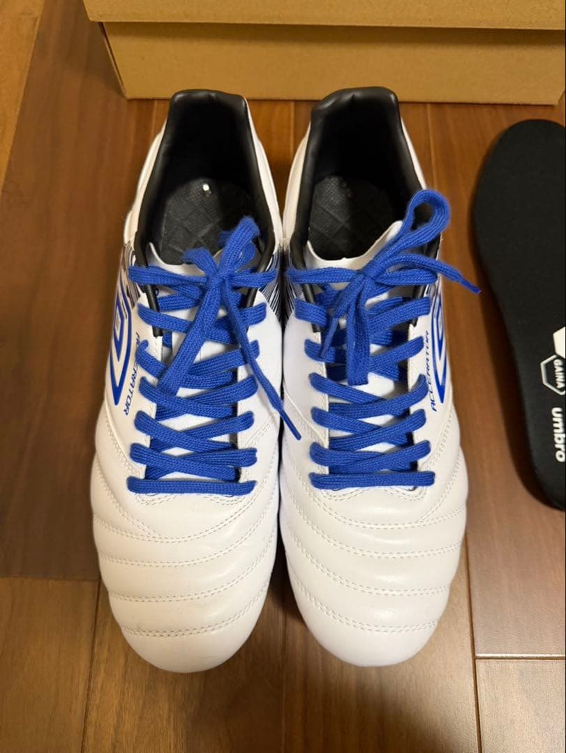⭕️値下げ⭕️アンブロ　サッカーシューズ　アクセレイター ブルー　27.5cm