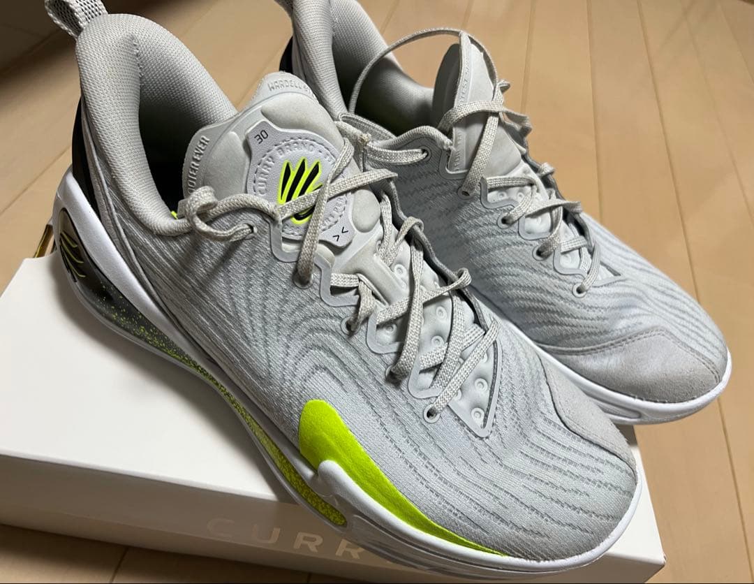 CURRY 12 グレー シューズ(男性用)